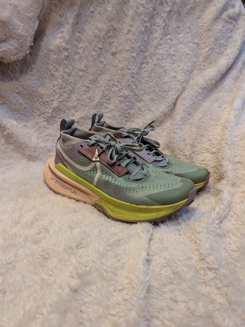Nike Green and Yellow ZoomX Athletic Running Shoes
